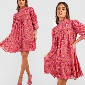 BOOHOO BOUTIQUE PRINTED PUFF SLEEVE RUFFLE NECK
SMOCK DRESS SIZE medium